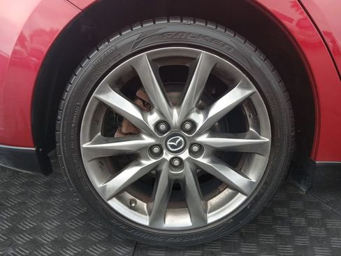 Used 2018 MAZDA MAZDA3 Grand Touring w/ Premium Equipment Package FWD image 23