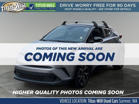 Used 2019 Toyota C-HR XLE FWD image 2