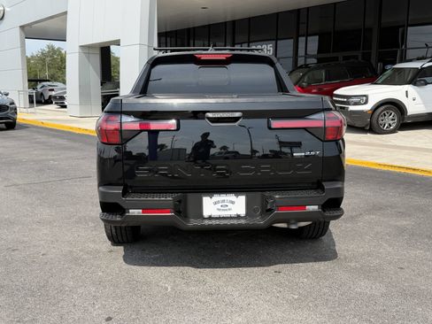 Used 2023 Hyundai Santa Cruz SEL Premium AWD/4WD image 6