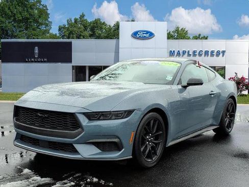 Certified 2024 Ford Mustang Coupe image 2