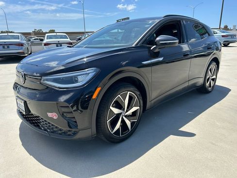 Used 2023 Volkswagen ID.4 S RWD image 3