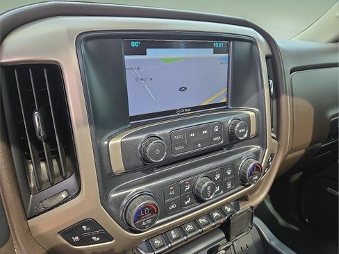 Used 2018 GMC Sierra 1500 Denali AWD/4WD image 7