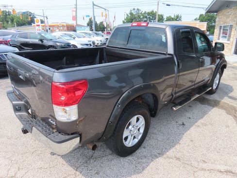 Used 2011 Toyota Tundra 4x4 Double Cab w/ Tow Pkg image 24