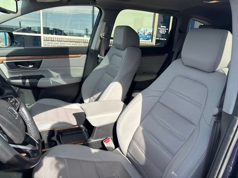Used 2020 Honda CR-V Touring image 12