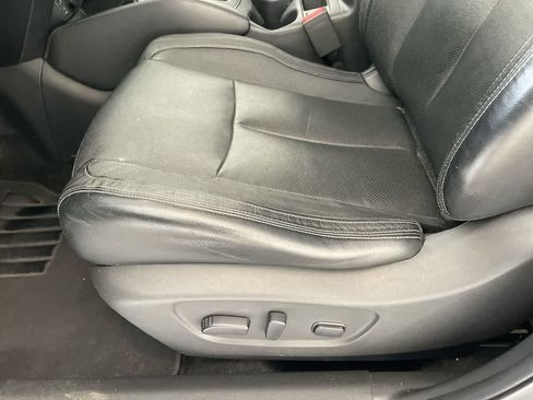 Used 2018 Nissan Rogue Sport SL AWD/4WD image 12