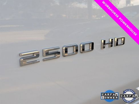 Used 2025 Chevrolet Silverado 2500 LT image 7