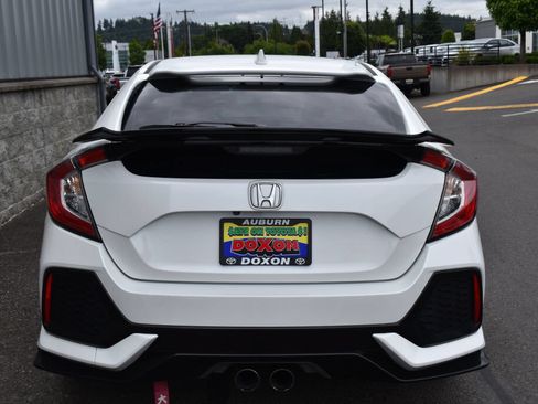 Used 2017 Honda Civic Sport image 6