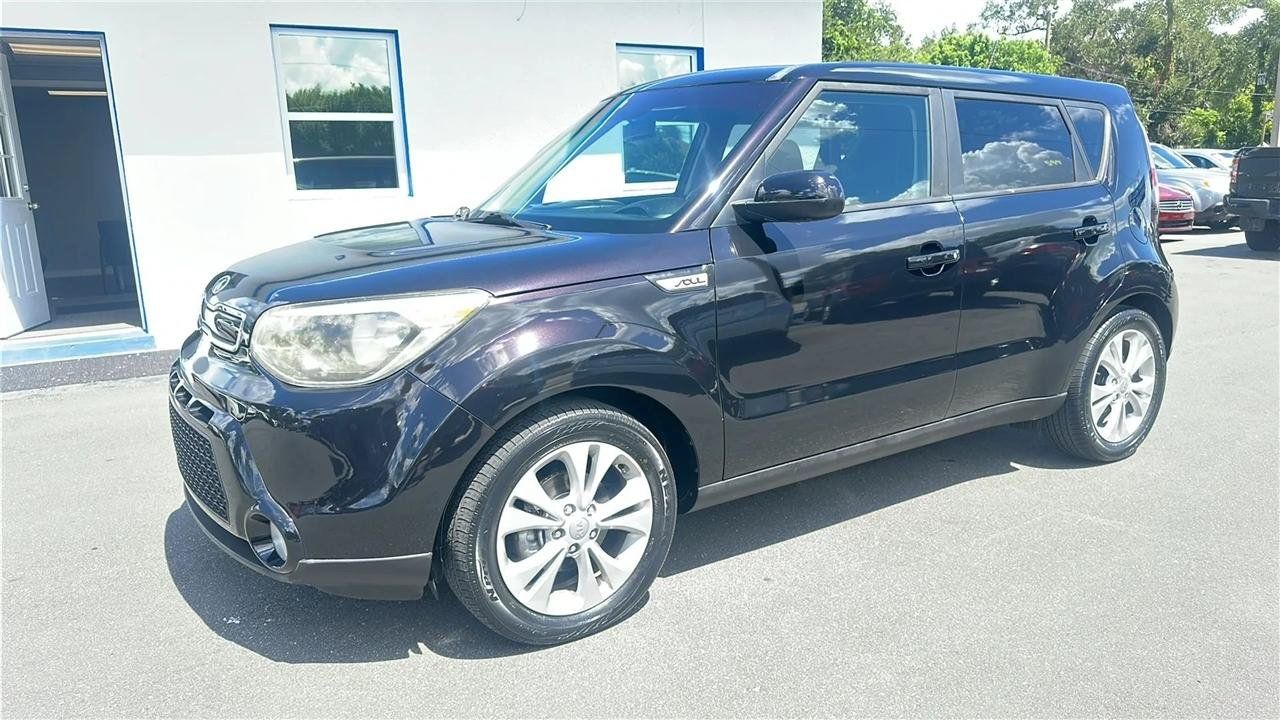 Used 2016 Kia Soul + FWD image 14