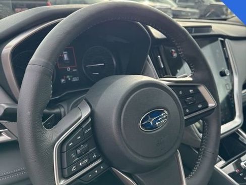 Used 2025 Subaru Outback Limited image 11