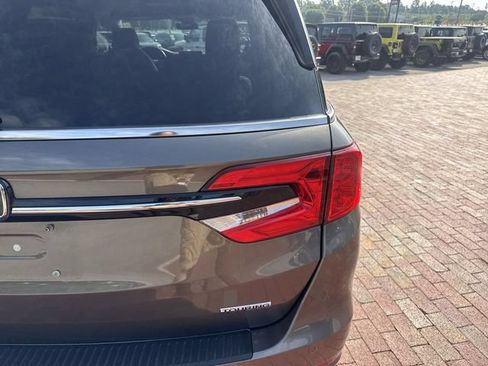 Used 2022 Honda Odyssey Touring image 11