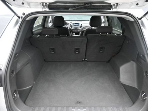Used 2020 Chevrolet Equinox LT FWD image 11