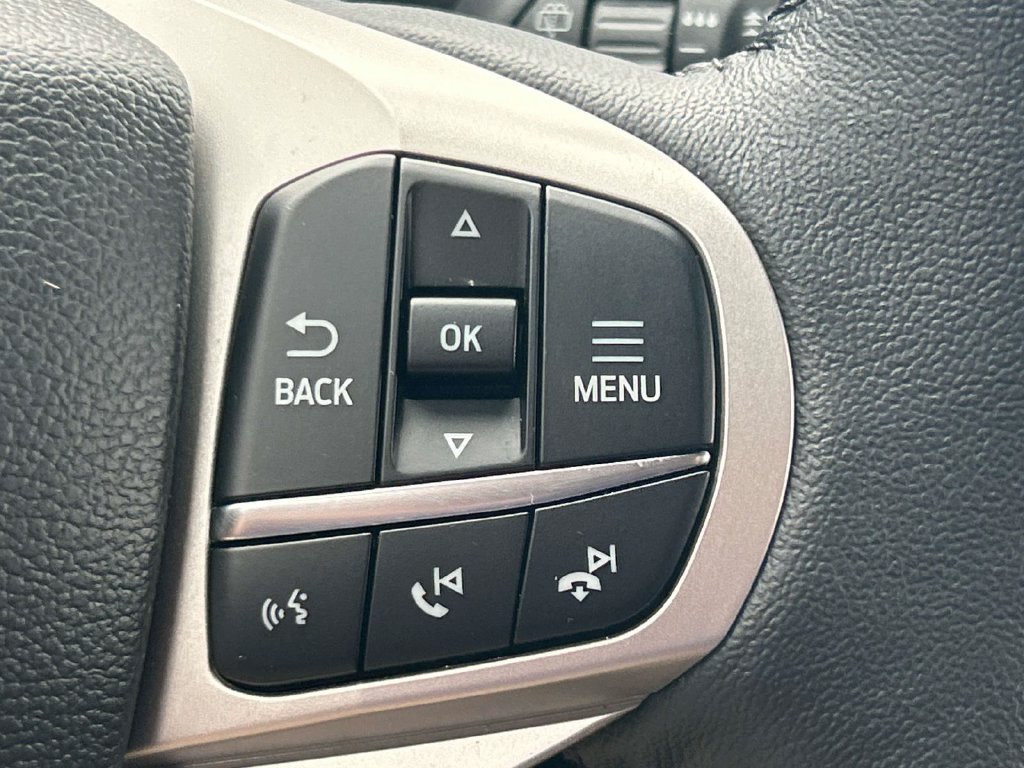 Used 2024 Ford Explorer XLT w/ Equipment Group 202A AWD/4WD image 37