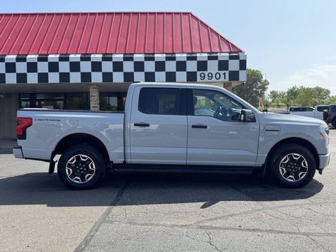 Used 2023 Ford F150 Lightning XLT AWD/4WD image 8