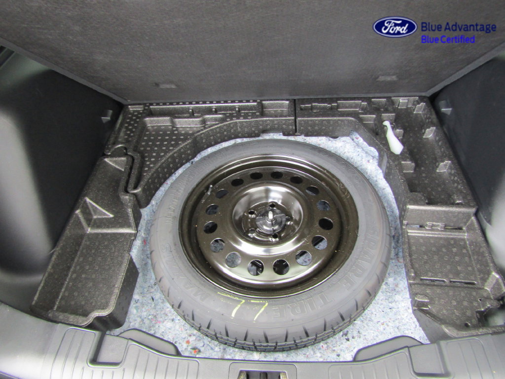 Certified 2024 Ford Escape ST-Line AWD/4WD image 15