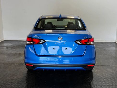Used 2020 Nissan Versa SV FWD image 5