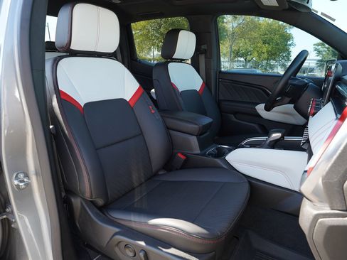 Used 2023 GMC Canyon AT4X AWD/4WD image 25