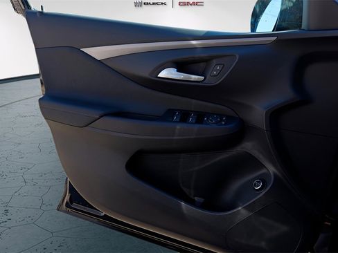 New 2026 Buick Envista Avenir image 19