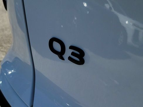 New 2026 Audi Q3 quattro 2.0T AWD/4WD image 5