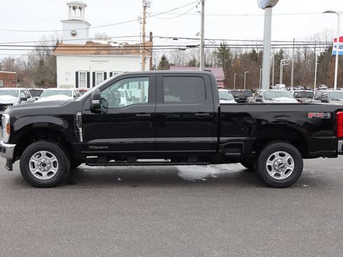 New 2026 Ford F350 XLT w/ FX4 Off-Road Package AWD/4WD image 16