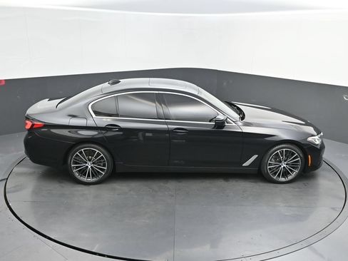 Used 2022 BMW 530i w/ Convenience Package RWD image 39