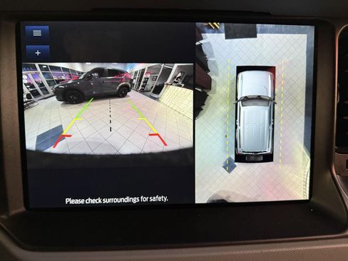 Used 2023 Ford Bronco Badlands image 25