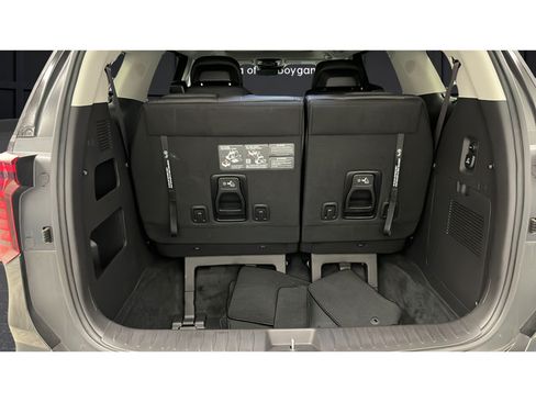 Used 2026 Kia Carnival SX Prestige FWD image 27