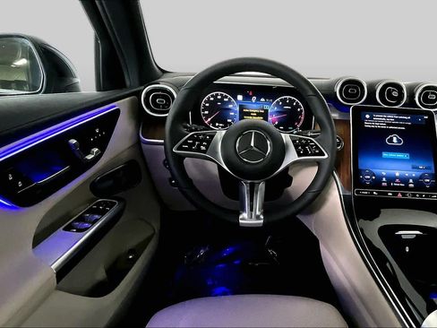 Certified 2023 Mercedes-Benz GLC 300 4MATIC image 6