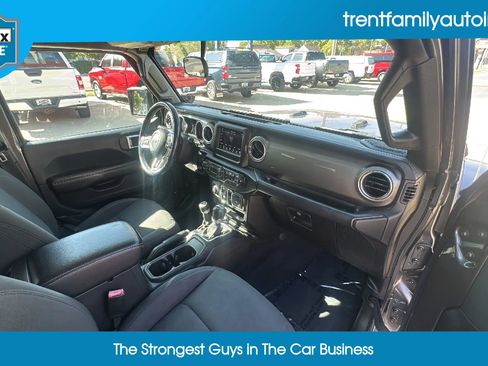 Used 2019 Jeep Wrangler Unlimited Sahara image 58