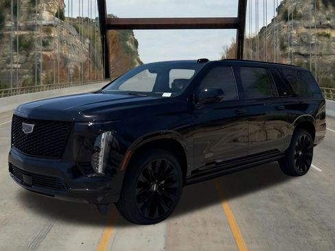 New 2026 Cadillac Escalade ESV Platinum Sport w/ LPO, ONYX Package image 4