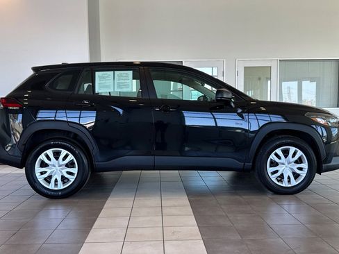 Certified 2026 Toyota Corolla Cross L FWD image 3