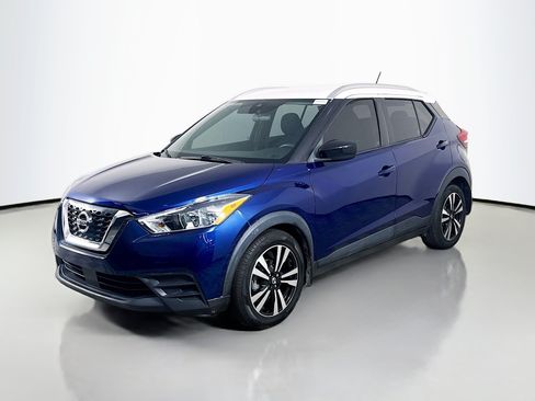 Used 2020 Nissan Kicks SV FWD image 4