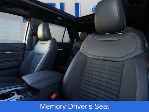 New 2026 Ford Explorer ST-Line w/ ST-Line Street Pack AWD/4WD image 12