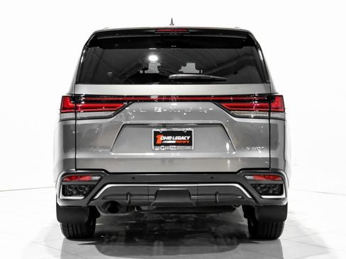 Used 2023 Lexus LX 600 F Sport image 8