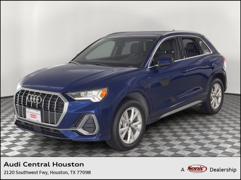 Used 2023 Audi Q3 2.0T Premium Plus w/ Premium Plus Package image 1