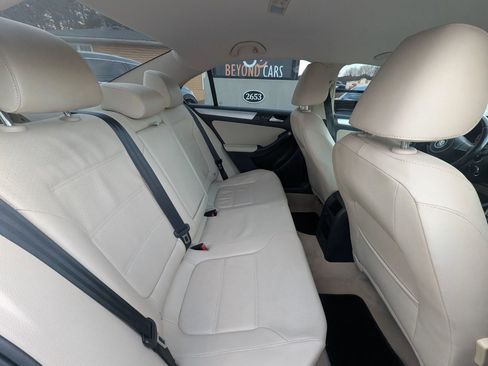 Used 2013 Volkswagen Jetta SE image 27