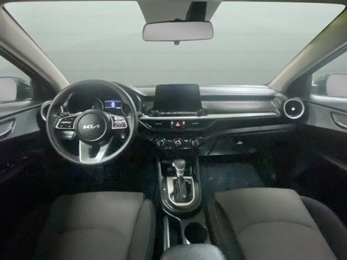 Used 2023 Kia Forte LXS FWD image 9