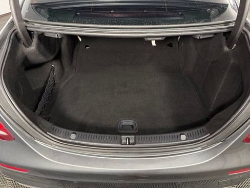 Used 2018 Mercedes-Benz E 400 4MATIC Sedan image 24