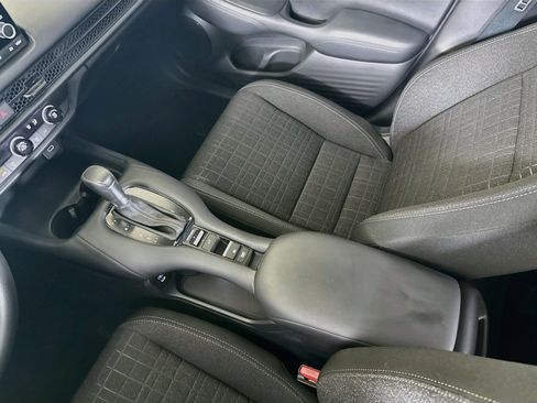 Certified 2025 Honda HR-V LX image 26