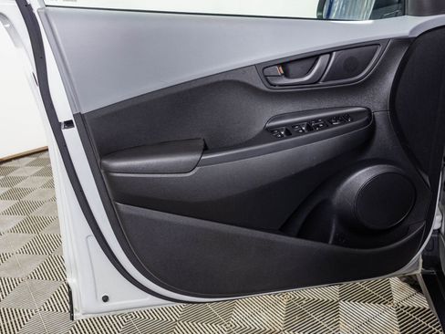 Used 2019 Hyundai Kona SEL image 35