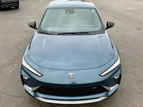 Used 2024 Buick Envista Sport Touring w/ Convenience I Package image 11