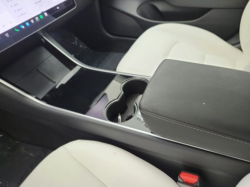Used 2020 Tesla Model 3 Long Range AWD/4WD image 11