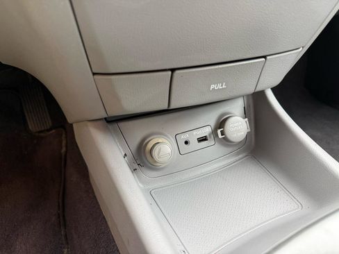 Used 2009 Hyundai Elantra GLS FWD image 41