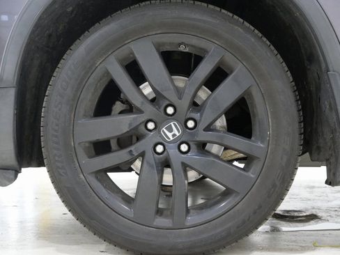 Used 2016 Honda Pilot Elite image 10