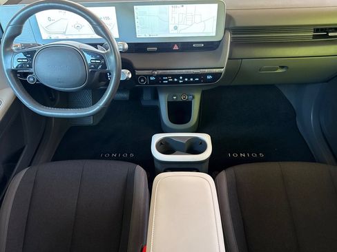 Used 2024 Hyundai Ioniq 5 SEL RWD image 13