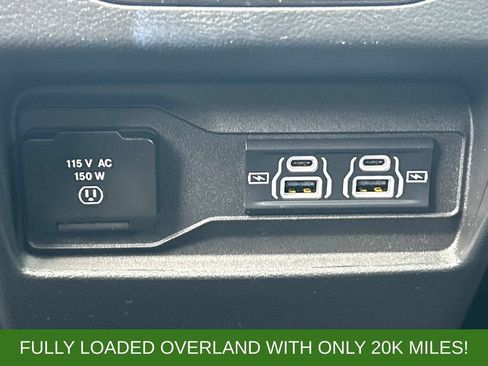 Used 2023 Jeep Grand Cherokee Overland w/ Luxury Tech Group IV AWD/4WD image 24