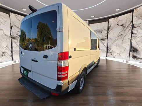 Used 2017 Mercedes-Benz Sprinter 2500 image 25