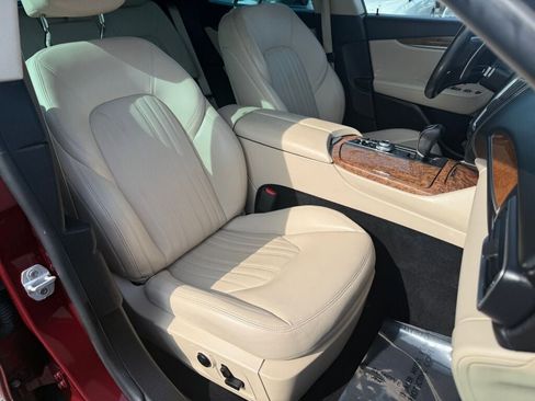 Used 2017 Maserati Levante S image 28