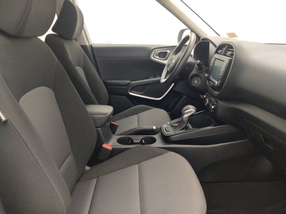 Used 2021 Kia Soul LX FWD image 21