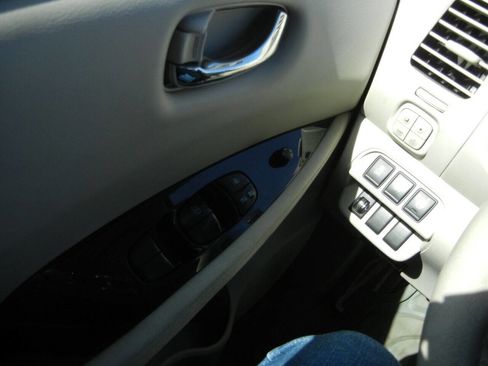 Used 2012 Nissan Leaf SL w/ Protection Pkg image 55