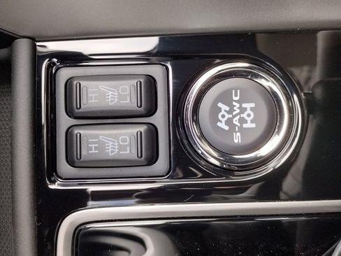 New 2026 Mitsubishi Eclipse Cross LE image 23